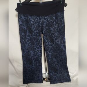 Lululemon Wunder Under crop leggings, 8